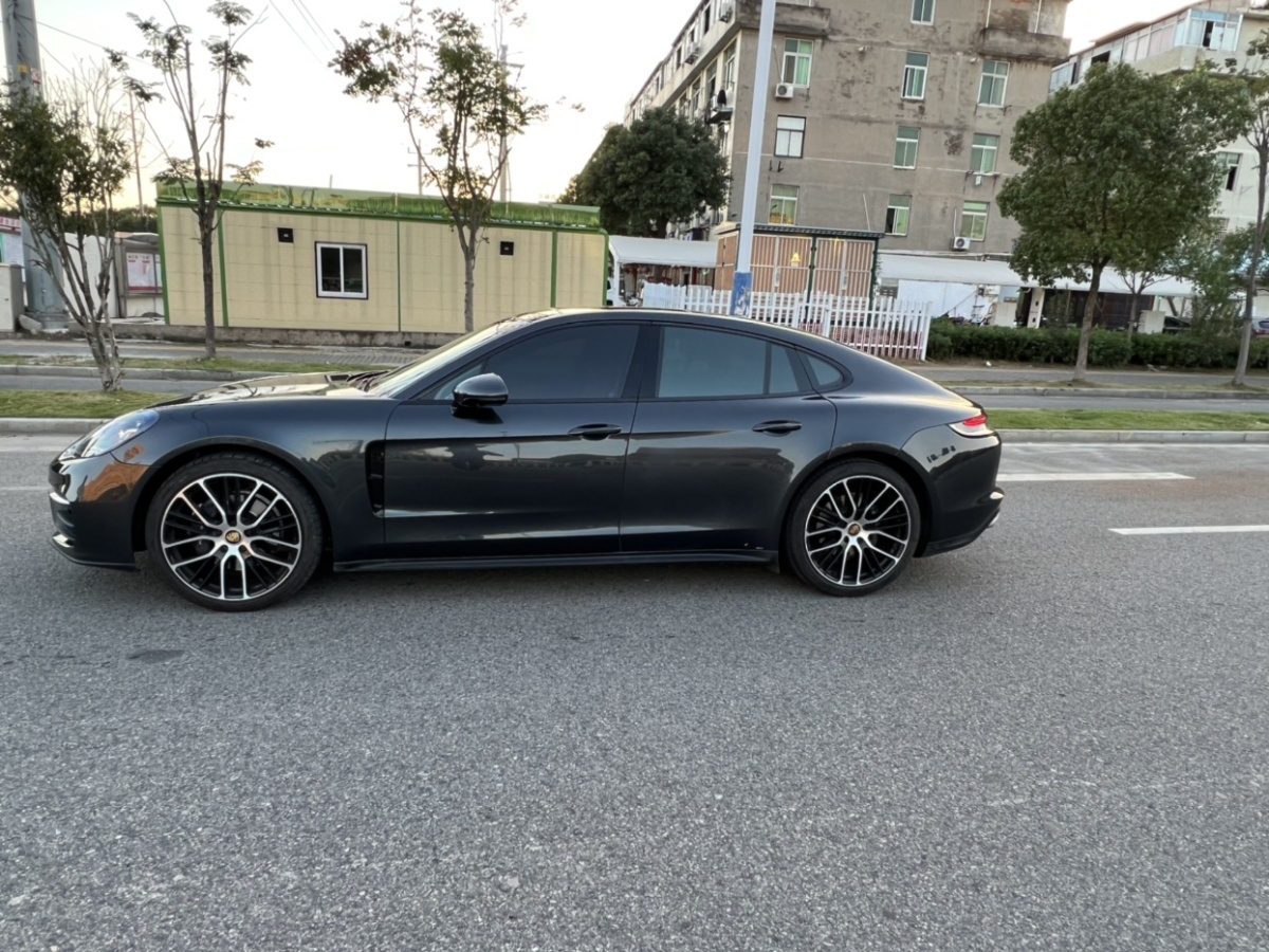 保時(shí)捷 Panamera  2022款 Panamera 2.9T 鉑金版圖片