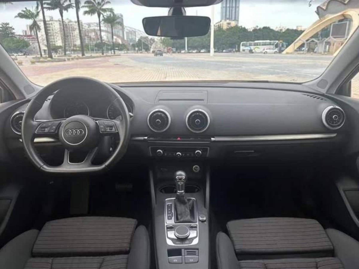 奧迪 奧迪A3  2019款 Sportback 35 TFSI 運(yùn)動(dòng)型 國VI圖片