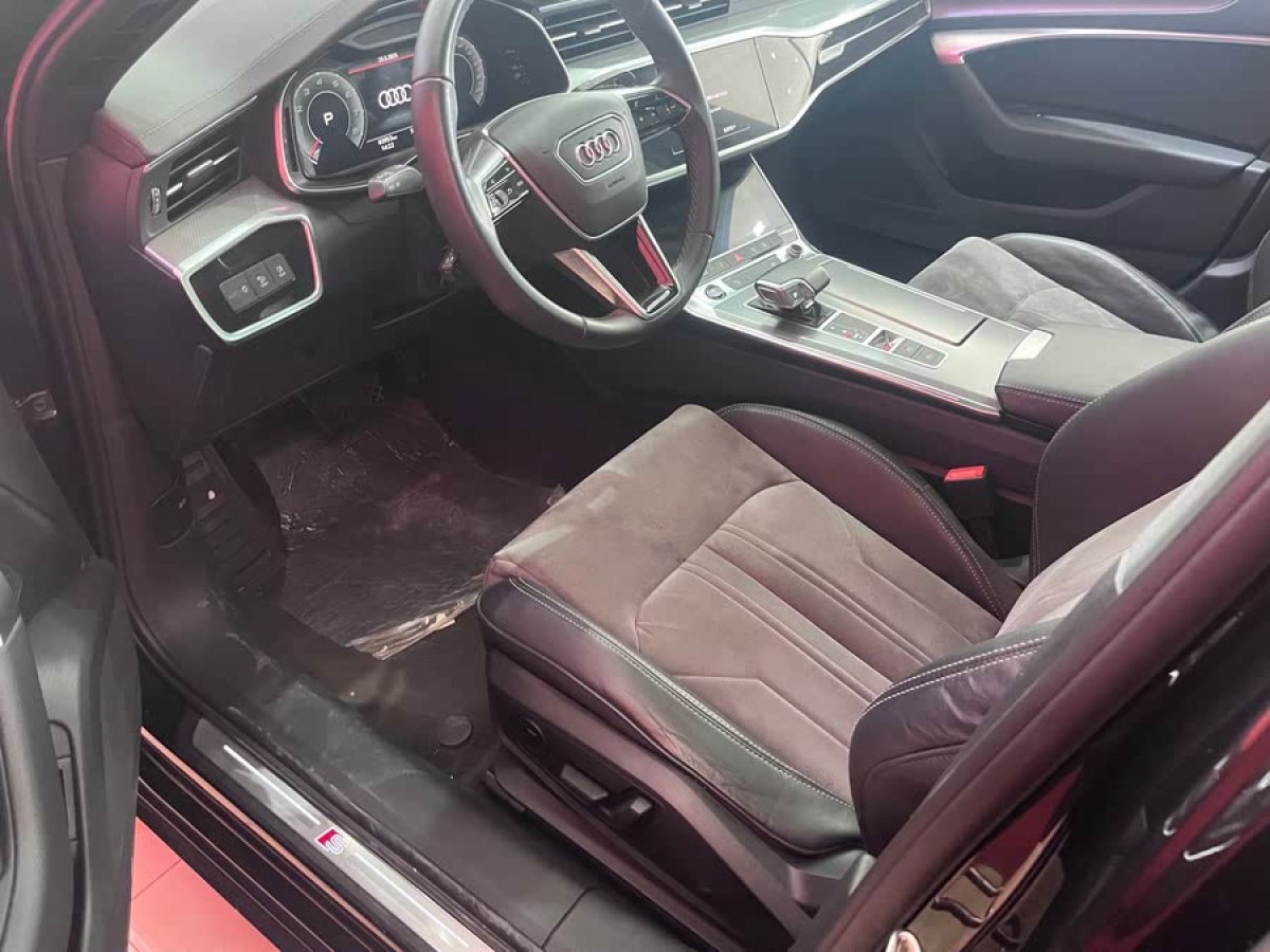 奧迪 奧迪A6L  2022款 45 TFSI 臻選動(dòng)感型圖片