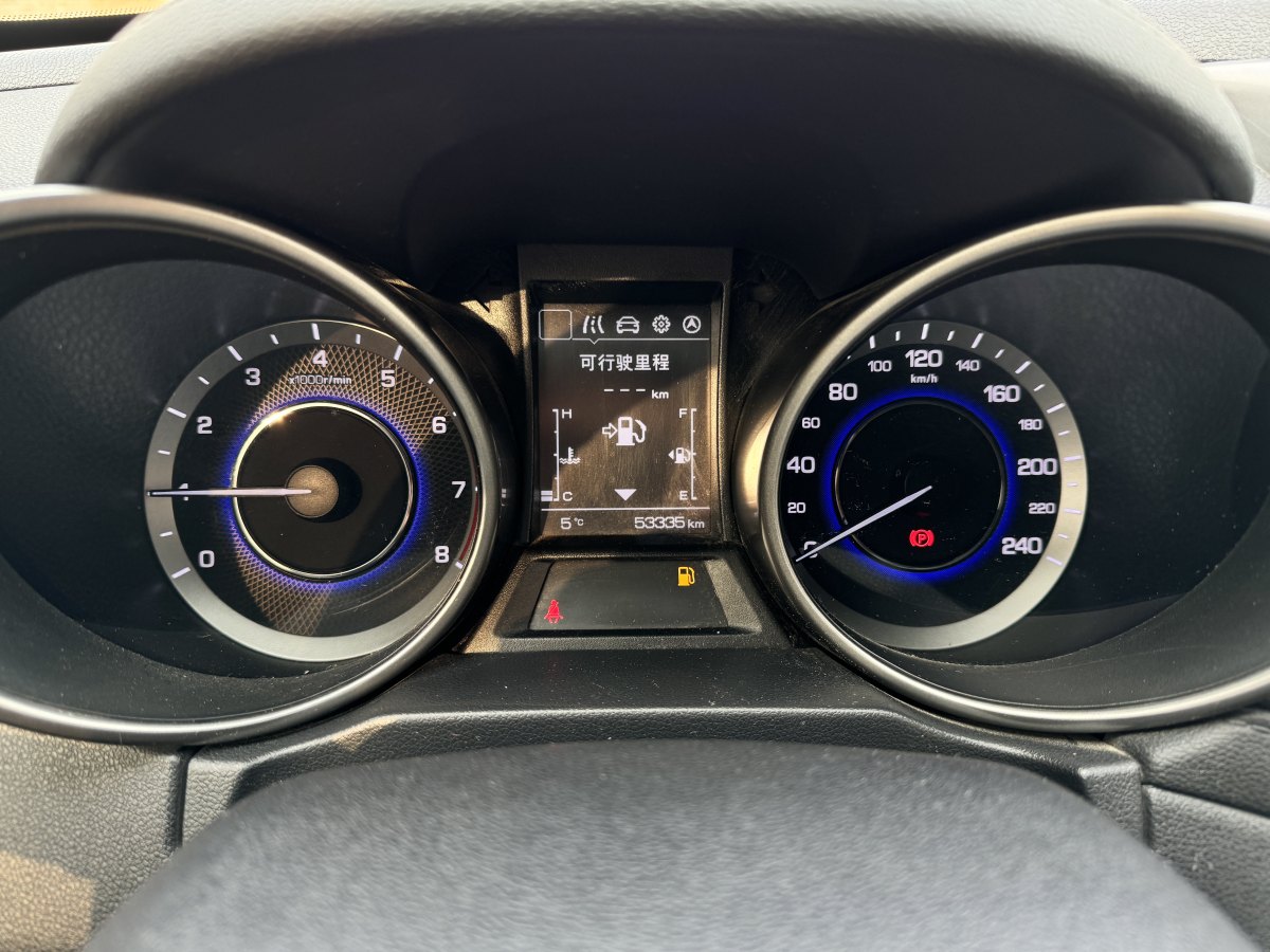 长安 CS35  2017款 1.6L 手动豪华型图片