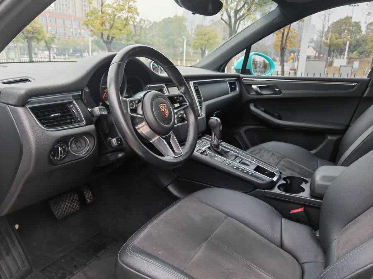保時(shí)捷 Macan  2014款 Macan 2.0T圖片