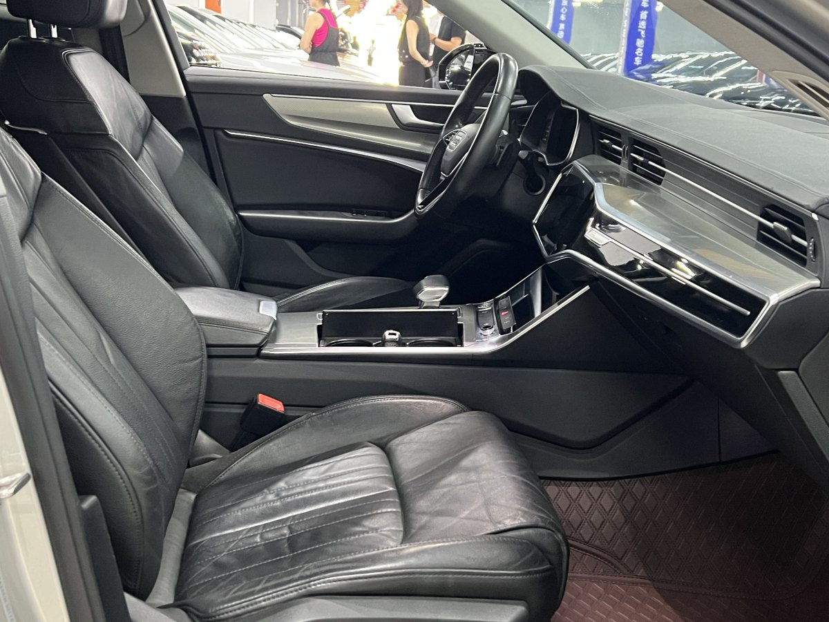 2020年7月奧迪 奧迪A6L  2020款 40 TFSI 豪華致雅型