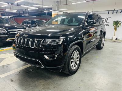 2019年1月 Jeep 大切諾基(進口) 3.0L 舒享導(dǎo)航版圖片