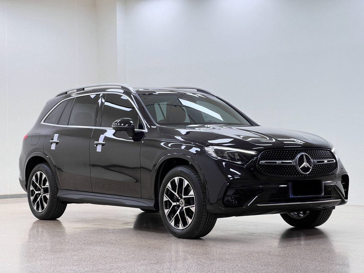 奔馳 奔馳GLC  2023款 改款 GLC 260 L 4MATIC 動感型 5座圖片