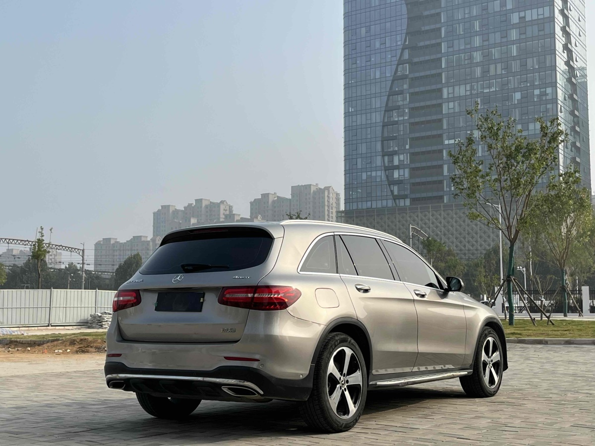 2019年7月奔馳 奔馳GLC  2019款 改款 GLC 260 L 4MATIC 豪華型