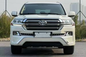 兰德酷路泽 丰田 5.7L VX-R 12气 底升(中东版)