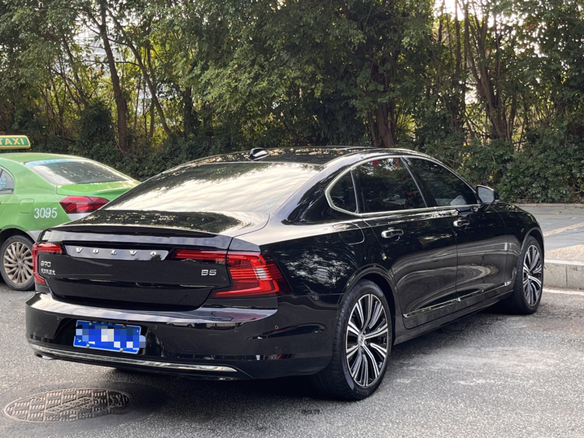 沃爾沃 S90  2025款 B5 智雅豪華版圖片