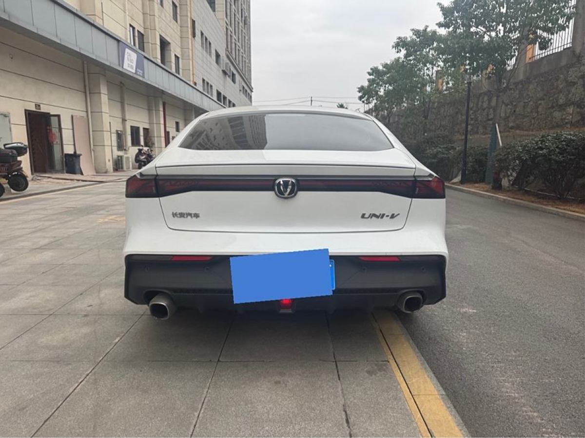 長安 長安UNI-V  2022款 1.5T 卓越型圖片