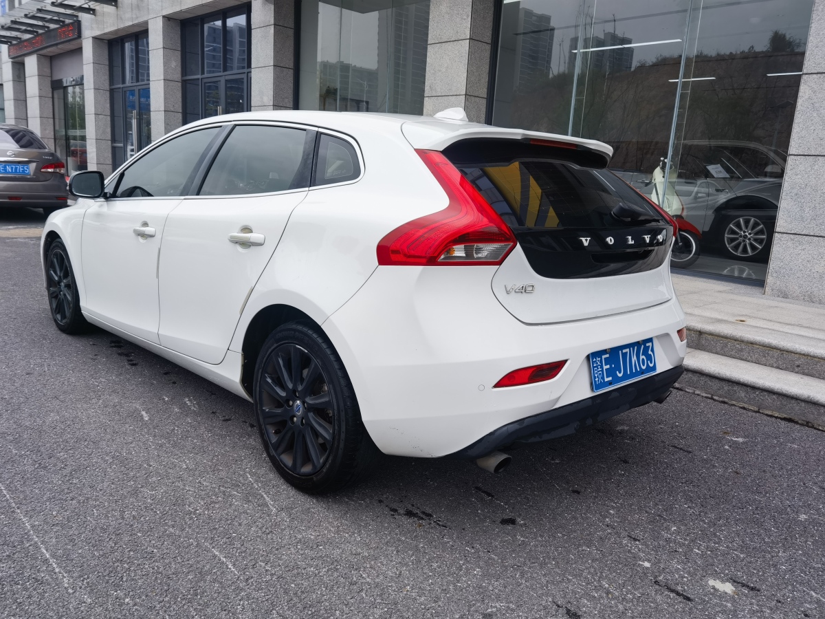 沃爾沃 V40  2013款 2.0T 智雅版圖片