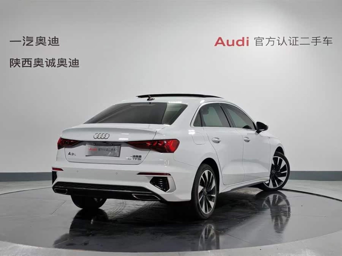 奧迪 奧迪A3  2022款 A3L Limousine 35 TFSI 時(shí)尚運(yùn)動(dòng)型圖片