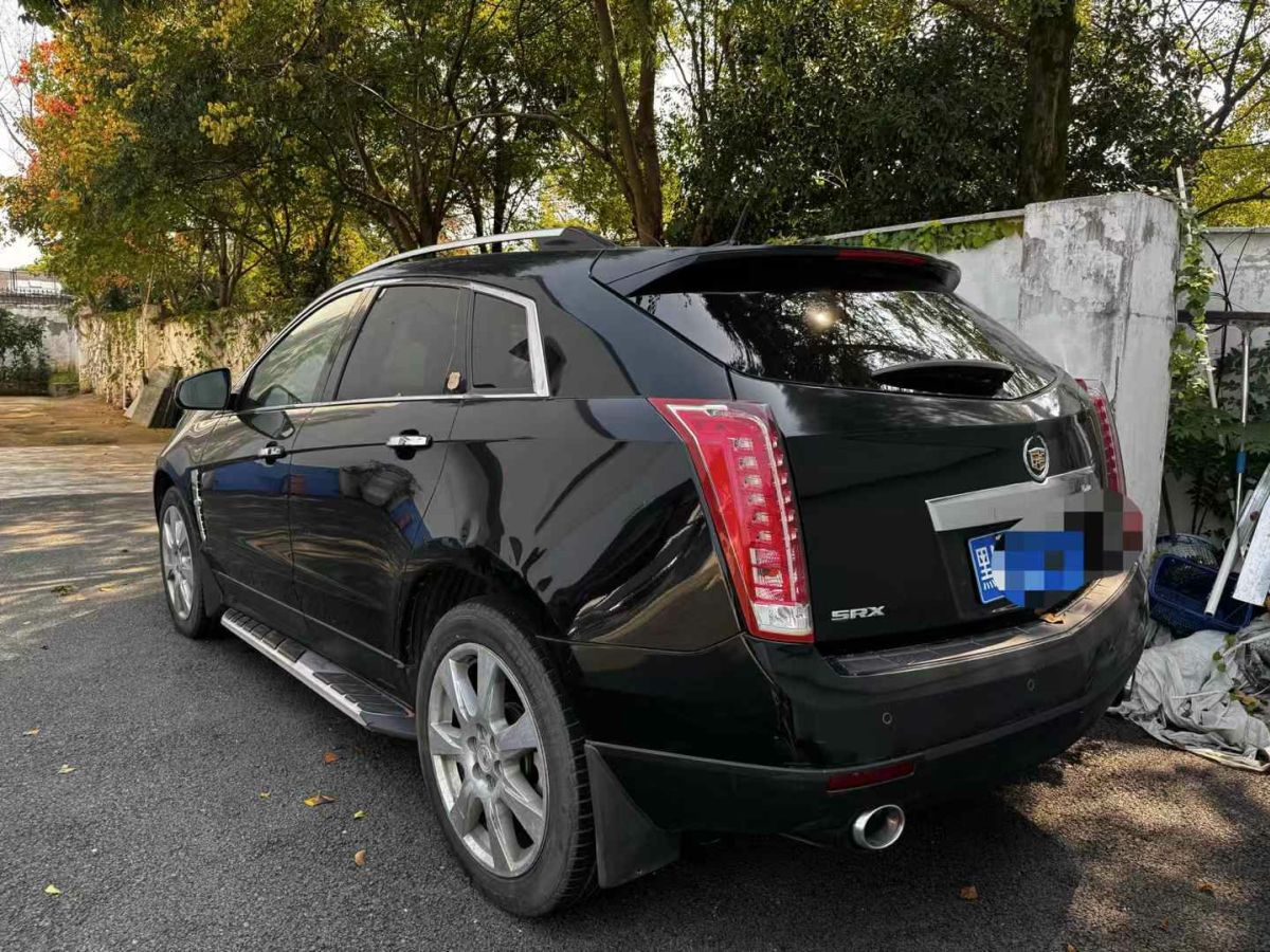 凱迪拉克 SRX  2011款 3.0L 旗艦型圖片