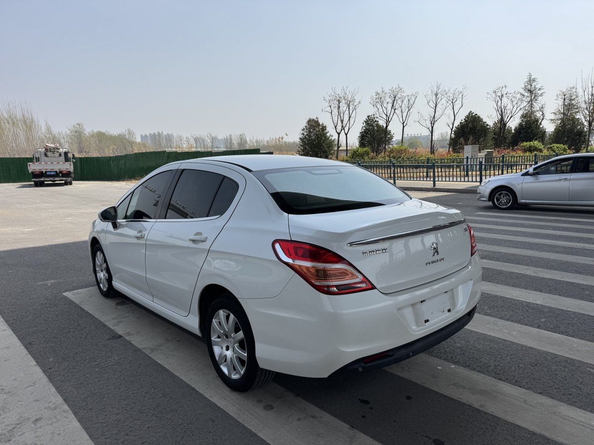 標(biāo)致 308  2014款 樂享版 經(jīng)典 1.6L 自動優(yōu)尚型圖片