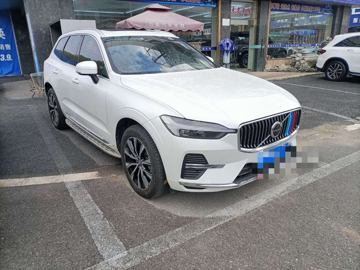 2022年9月沃爾沃 XC60  2023款 B5 四驅(qū)智遠(yuǎn)豪華版