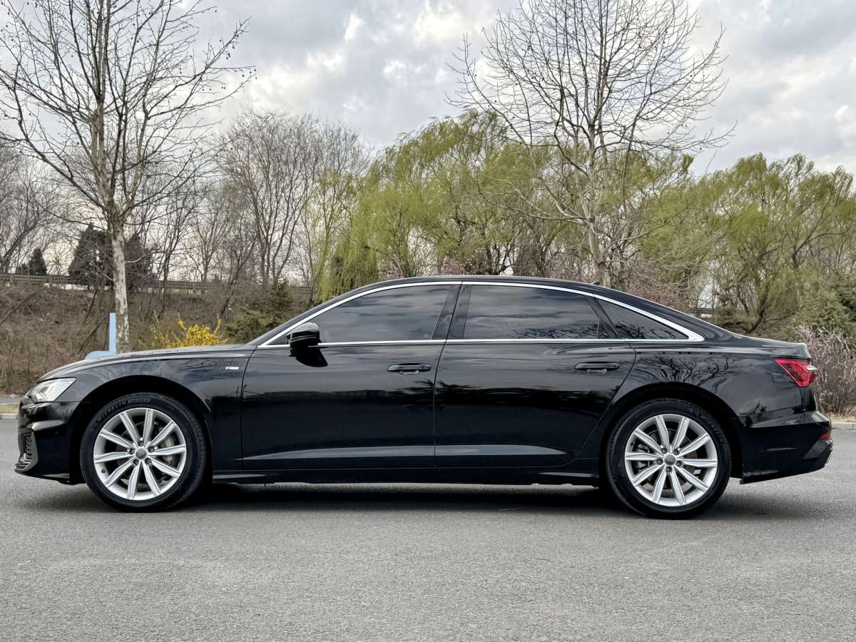 奧迪 奧迪A6L  2022款 45 TFSI 臻選動感型圖片