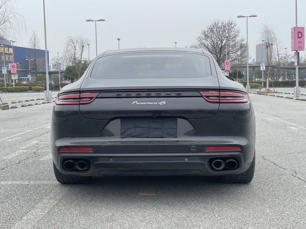 2018年1月保時捷 Panamera  2017款 Panamera 行政加長版 3.0T