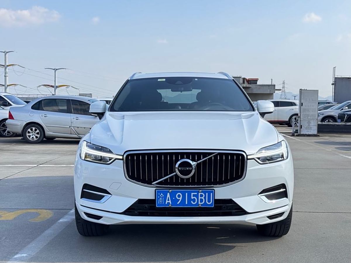 2020年11月沃爾沃 XC60  2021款 T5 四驅(qū)智逸豪華版