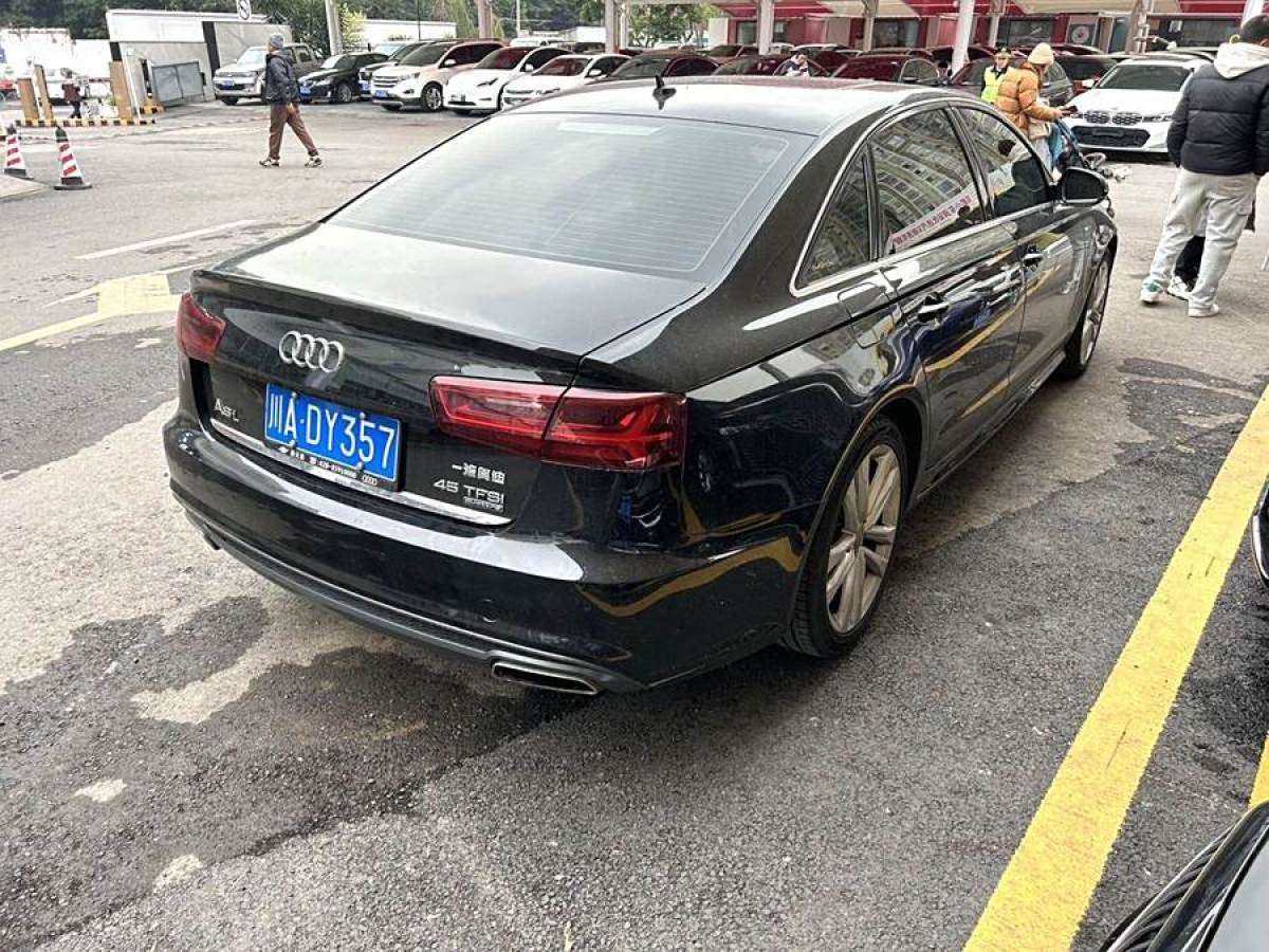 奧迪 奧迪A4L  2018款 30周年年型 45 TFSI quattro 運動型圖片