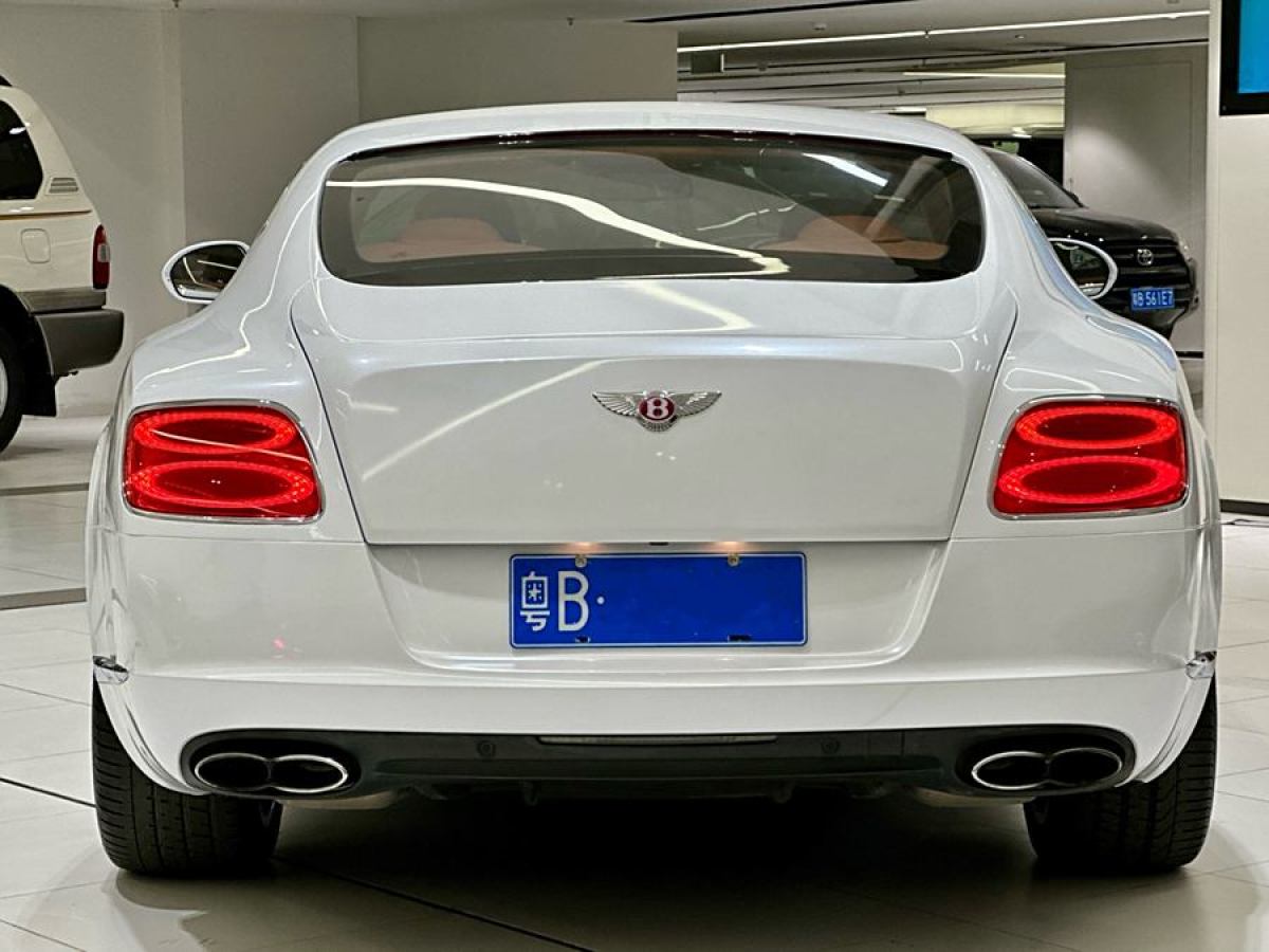 賓利 歐陸  2014款 4.0T GT V8 S 標(biāo)準(zhǔn)版圖片