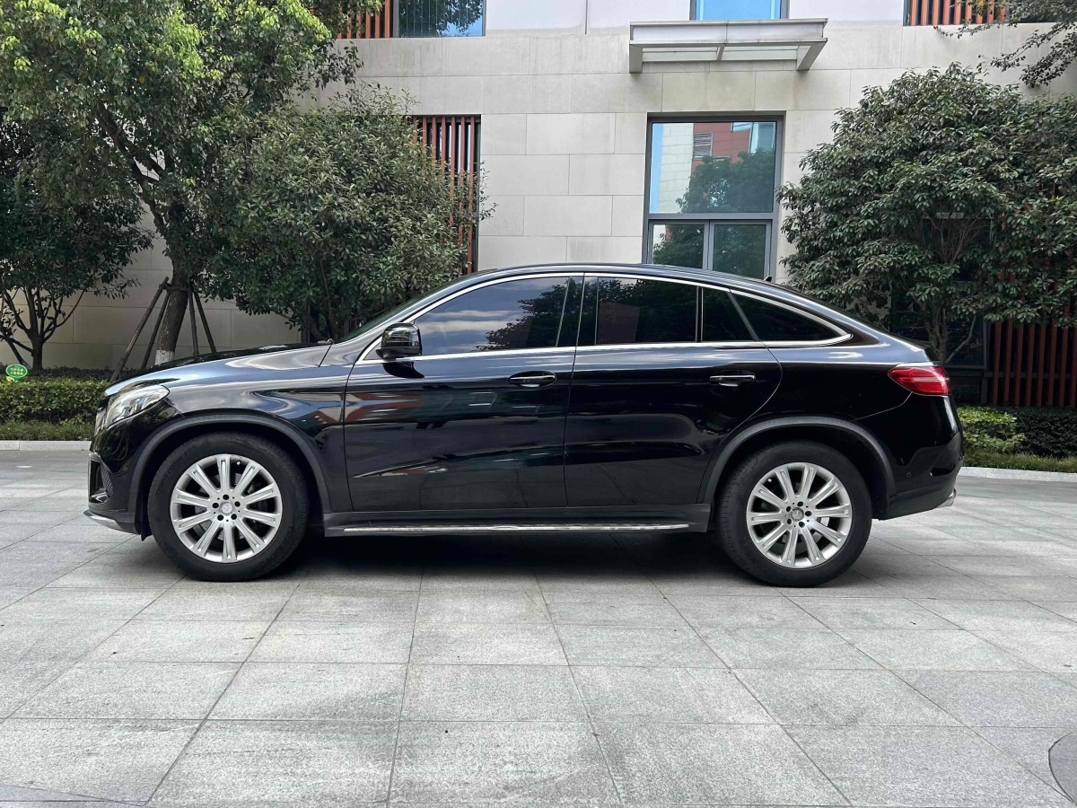 奔馳 奔馳GLE轎跑  2017款 GLE 320 4MATIC 轎跑SUV圖片