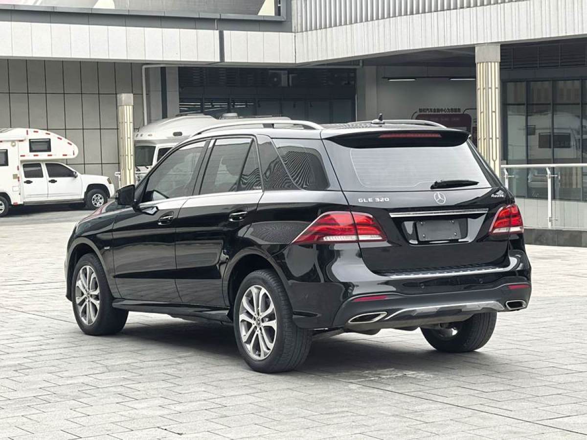 2018年8月奔馳 奔馳GLE  2018款 GLE 320 4MATIC 動感型臻藏版