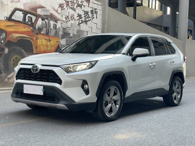 2022年5月 豐田 RAV4 榮放 2.0L CVT兩驅(qū)風(fēng)尚版圖片