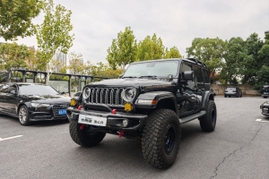 牧马人 Jeep 2.0T 撒哈拉四门版