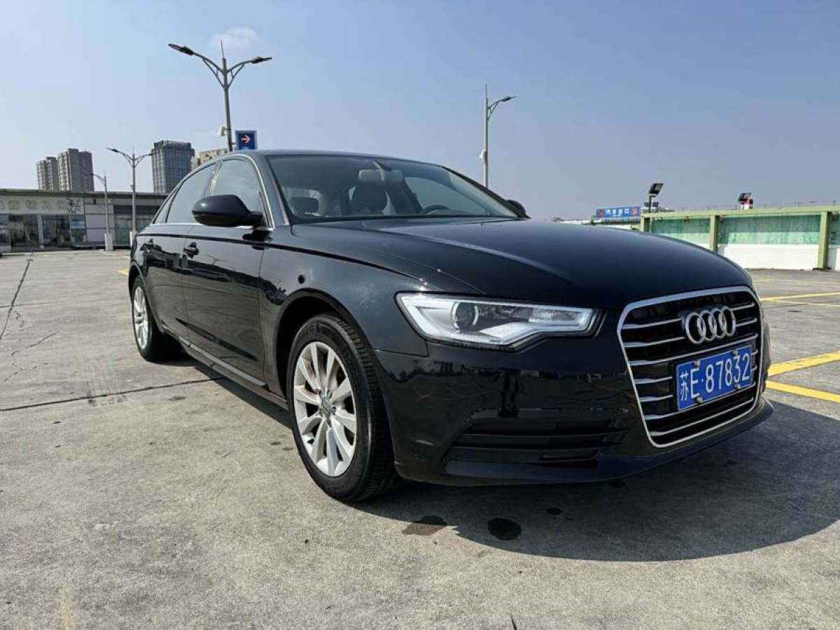 奧迪 奧迪A6L  2012款 TFSI 標(biāo)準(zhǔn)型圖片