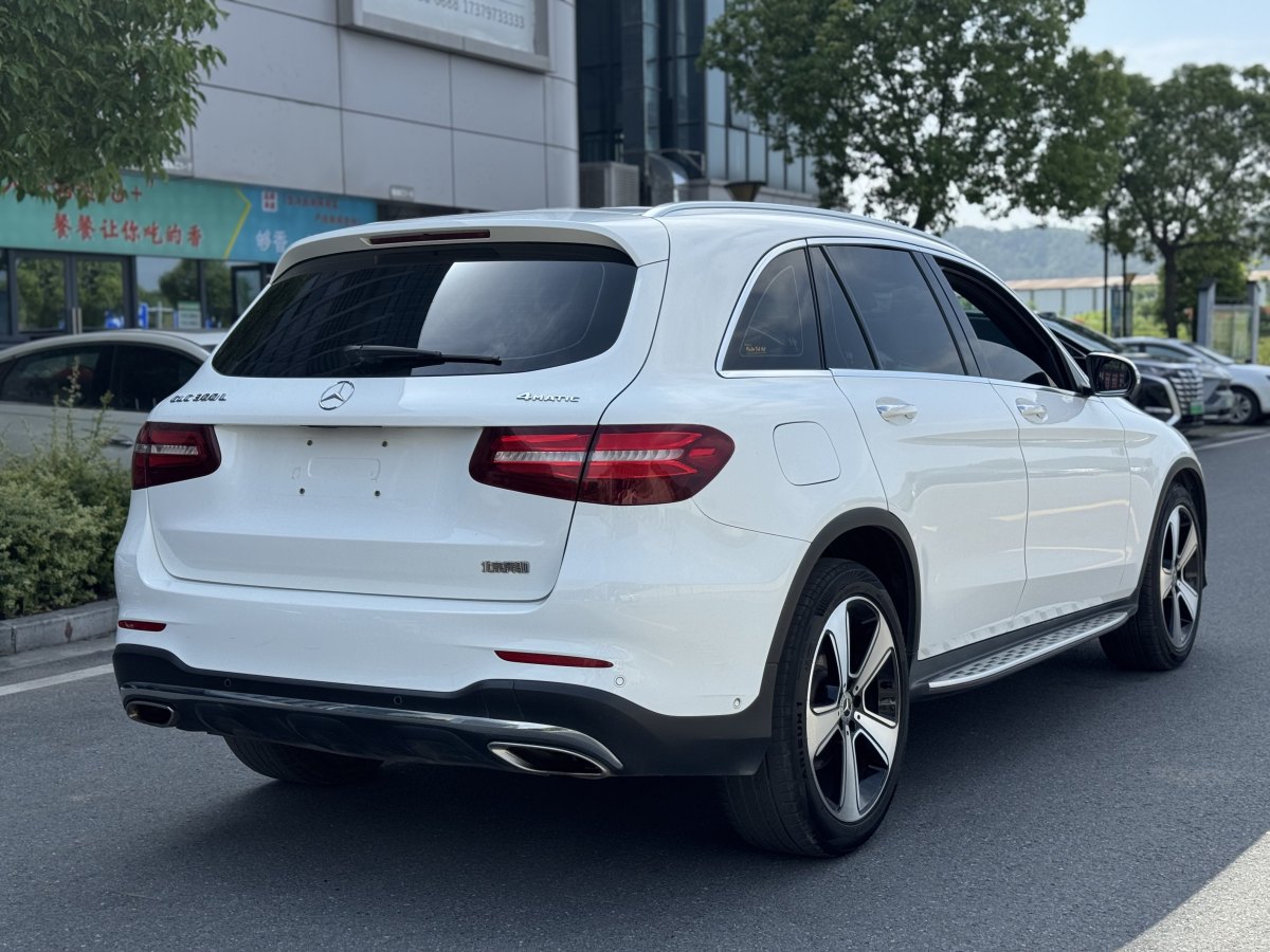 奔馳 奔馳GLC  2018款 改款 GLC 300 4MATIC 動感型圖片