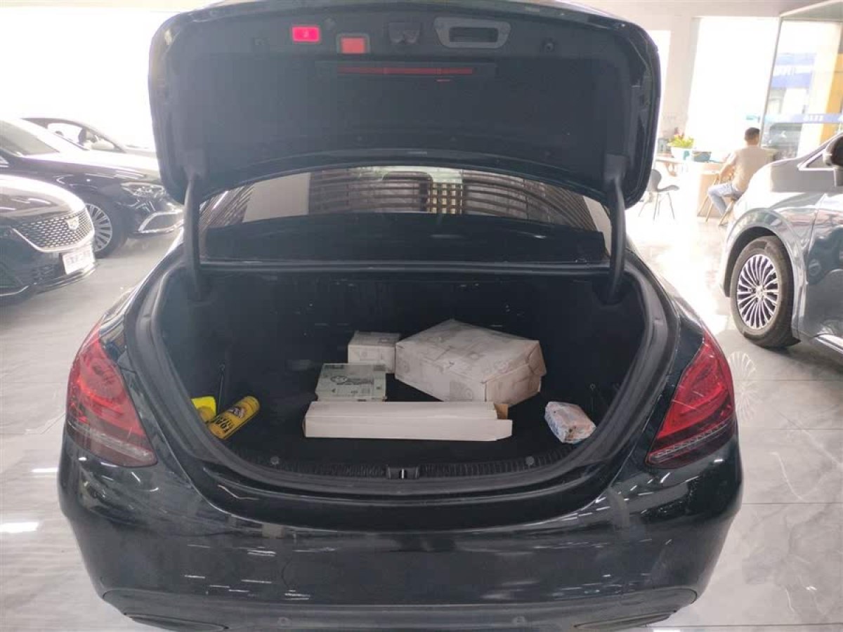 奔馳 奔馳C級(jí)  2021款 C 260 L 運(yùn)動(dòng)版圖片