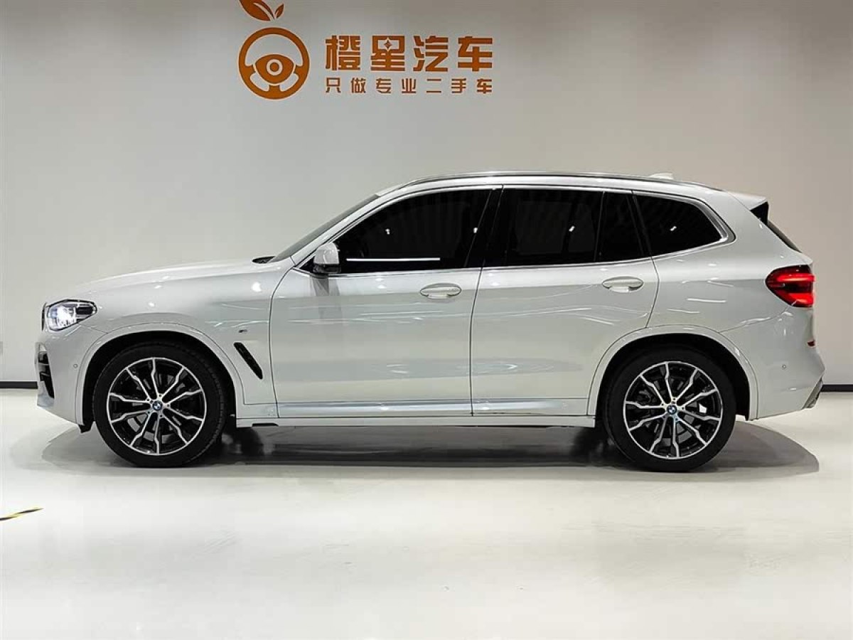 寶馬 寶馬X3  2020款 xDrive30i 領(lǐng)先型 M運(yùn)動(dòng)套裝圖片