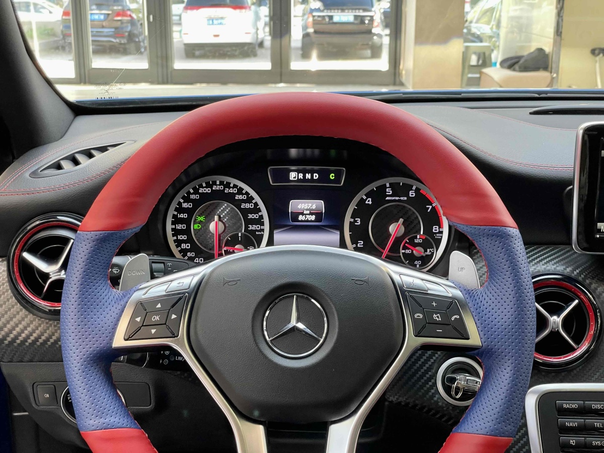 奔馳 奔馳A級AMG  2014款 AMG A 45 4MATIC圖片
