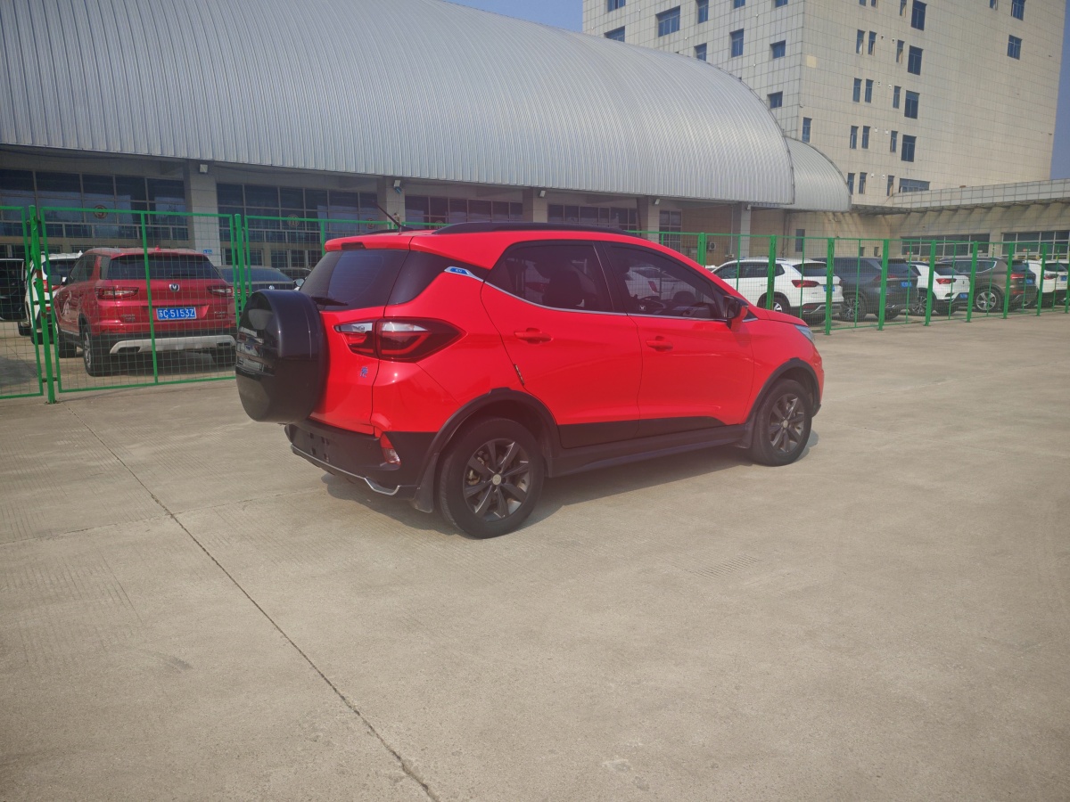 2019年6月比亞迪 元新能源  2019款 EV360 智聯(lián)領(lǐng)尚型