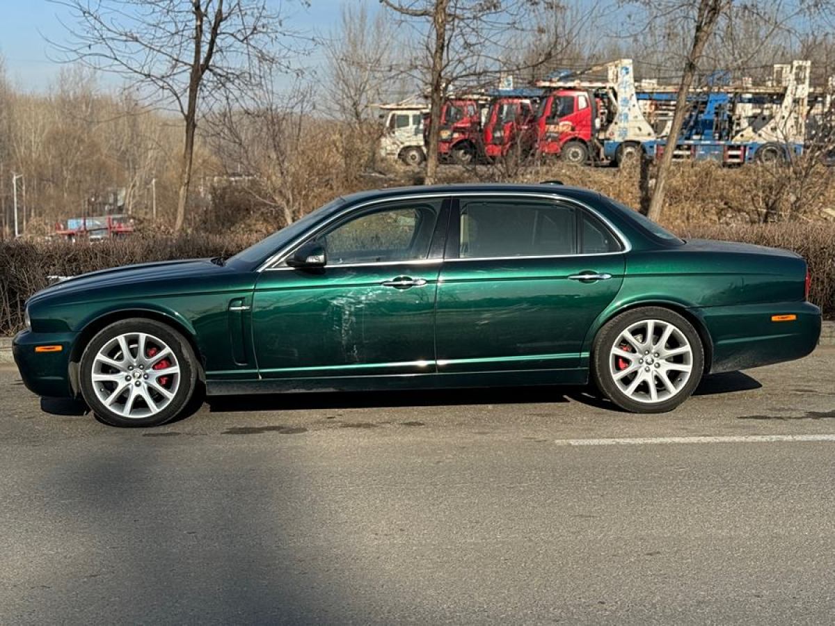 捷豹 XJ  2007款 XJ6L 3.0皇家加長版圖片