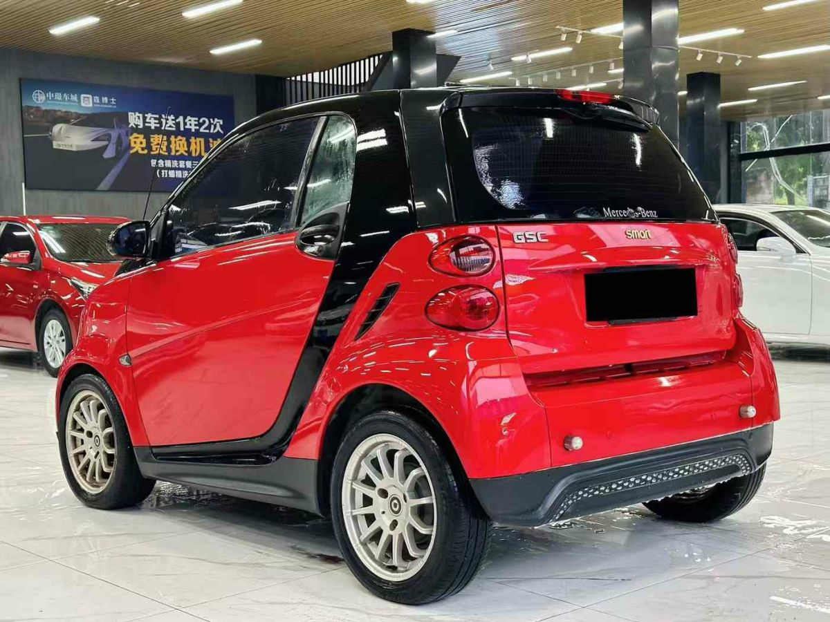 2014年1月smart fortwo  2014款 1.0 MHD 敞篷城市光波激情版