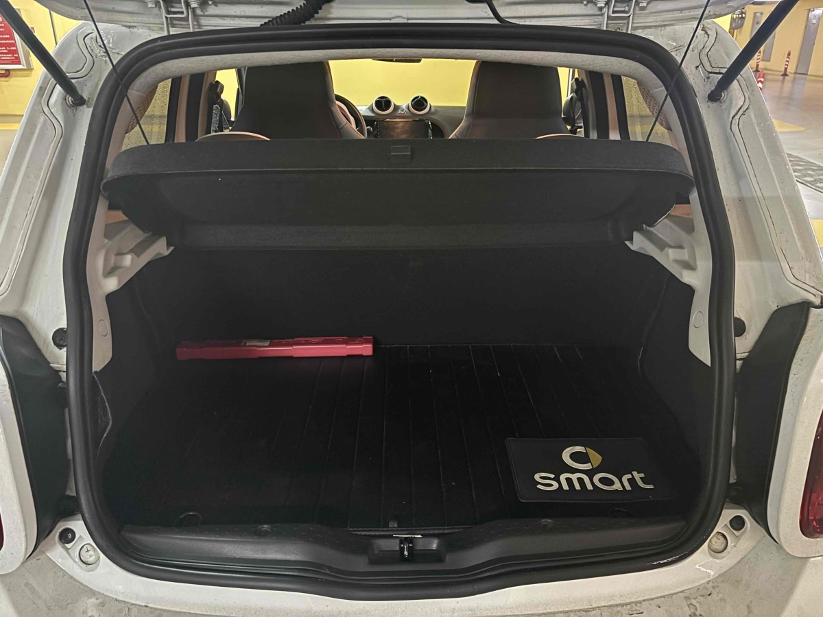 smart forfour  2016款 1.0L 52千瓦靈動版圖片