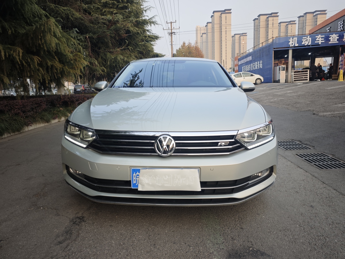 大眾 邁騰  2019款  330TSI DSG 領(lǐng)先型 國VI圖片