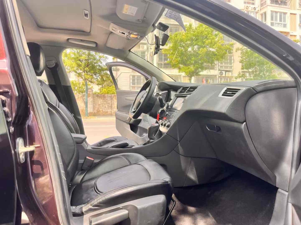DS DS 5LS  2014款 1.6T 豪華版THP160圖片