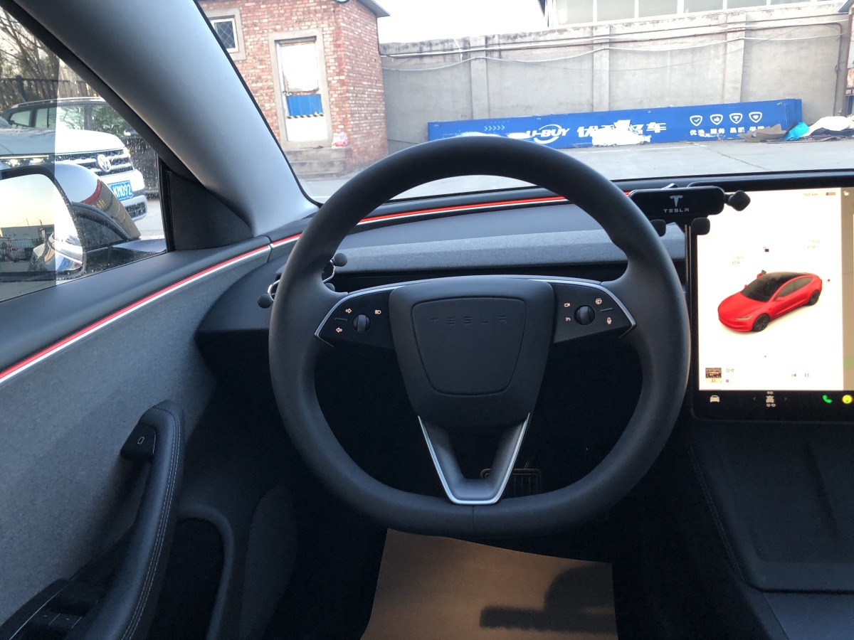 特斯拉 Model Y  2023款 后輪驅(qū)動版圖片