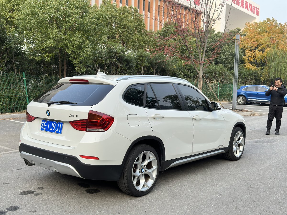 寶馬 寶馬X1  2014款 xDrive20i X設(shè)計套裝圖片