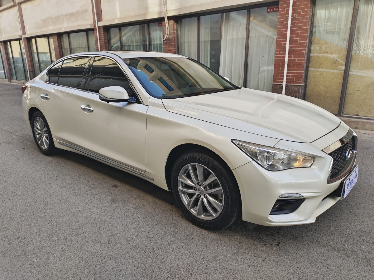 英菲尼迪 Q50L  2018款  2.0T 舒適版 國(guó)VI圖片