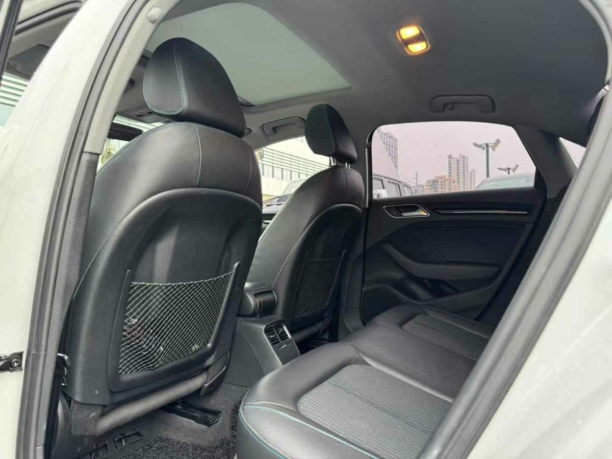 奧迪 奧迪A3  2019款 A3 35TFSI Limousine時尚型圖片