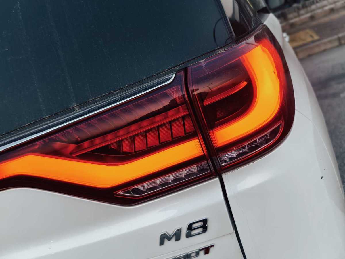 廣汽傳祺 M8  2023款 領(lǐng)秀系列 390T 尊貴版圖片