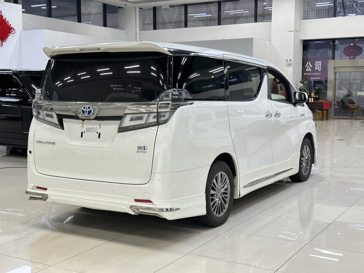 2021年3月丰田 威尔法  2019款  双擎 2.5L HV豪华版