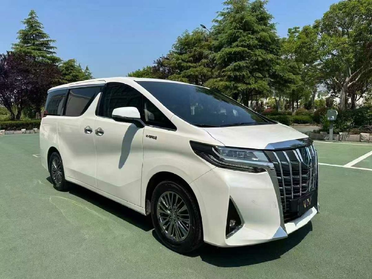 豐田 埃爾法 圖片