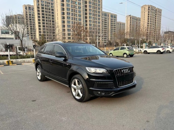 奥迪 奥迪Q7  2014款 40 TFSI 运动型