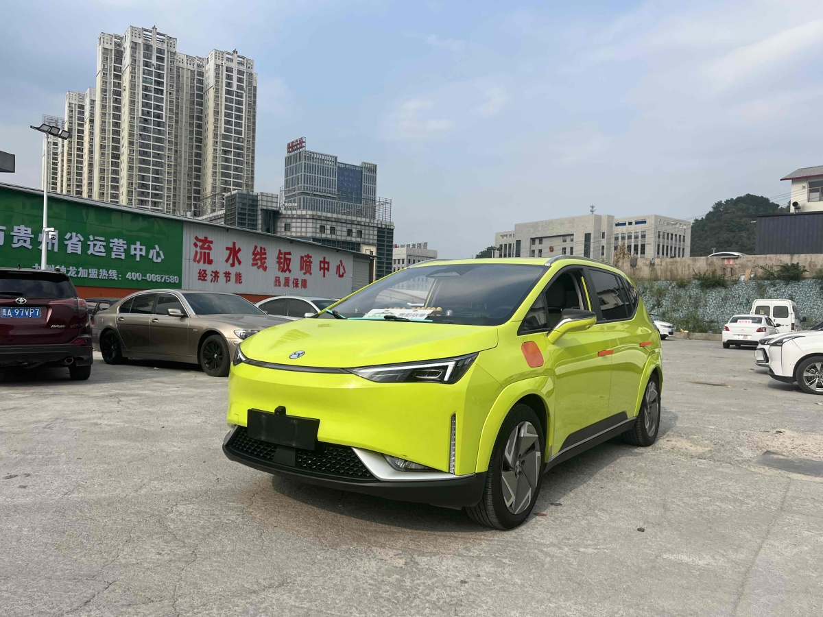 2022年3月合創(chuàng) 合創(chuàng)Z03  2022款 510km 潮智版 135kW 64.23kWh