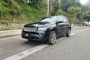 指南者 Jeep 2.0L 兩驅(qū)豪華版