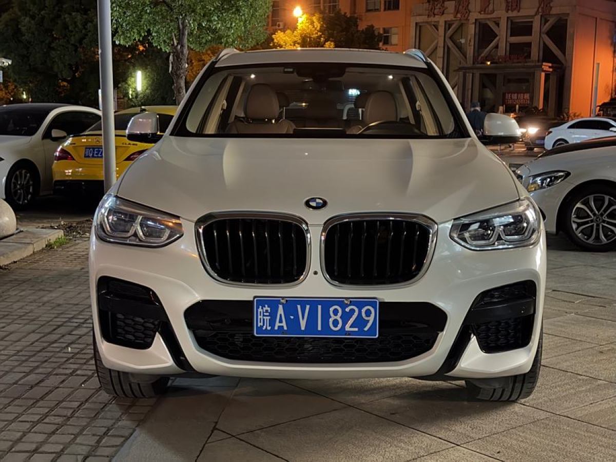 寶馬 寶馬X3  2019款  xDrive30i 領(lǐng)先型 M運動套裝圖片