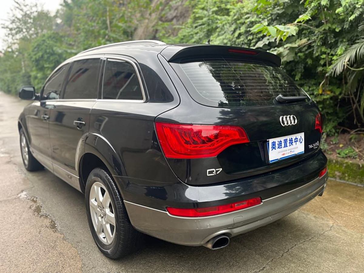 奧迪 奧迪Q7  2014款 35 TFSI 進(jìn)取型圖片