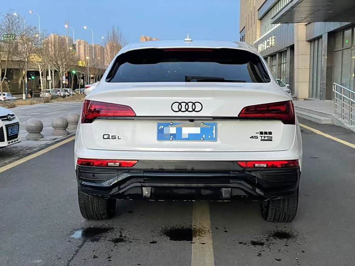 奧迪 奧迪Q5L Sportback  2023款 45 TFSI 豪華型圖片